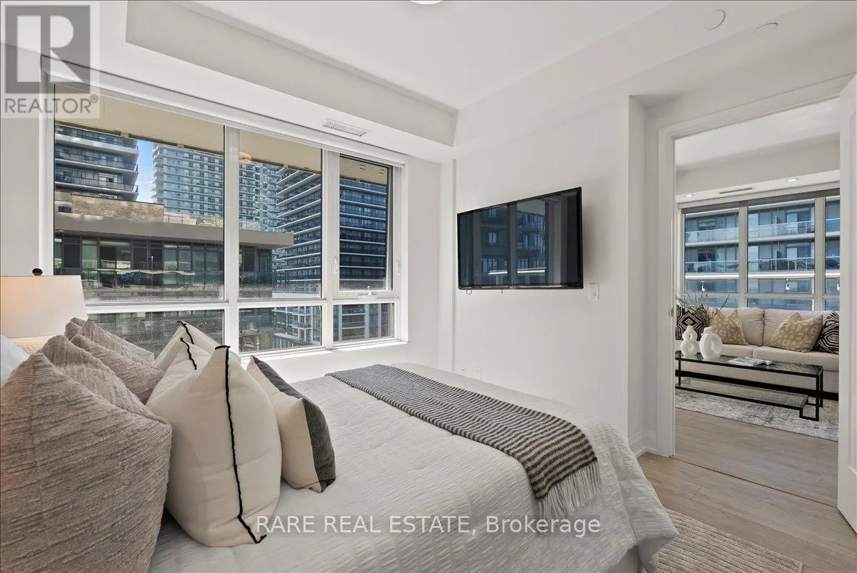 608 - 110 MARINE PARADE DRIVE