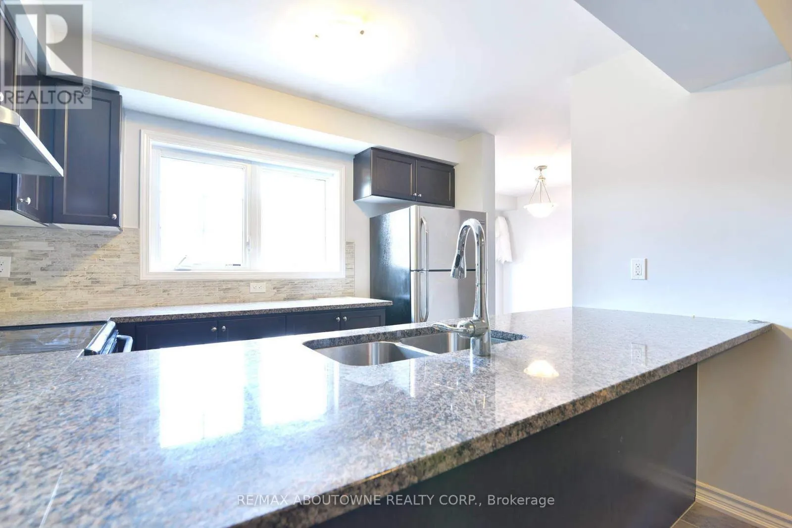 3062 GARDENIA GATE