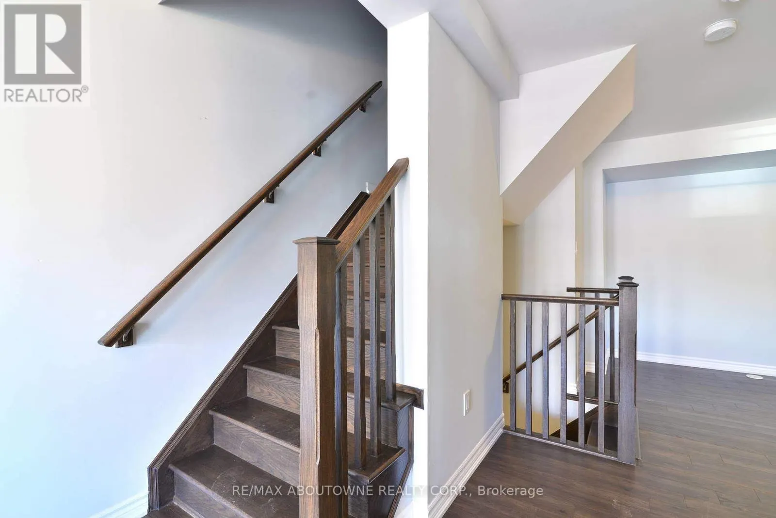 3062 GARDENIA GATE