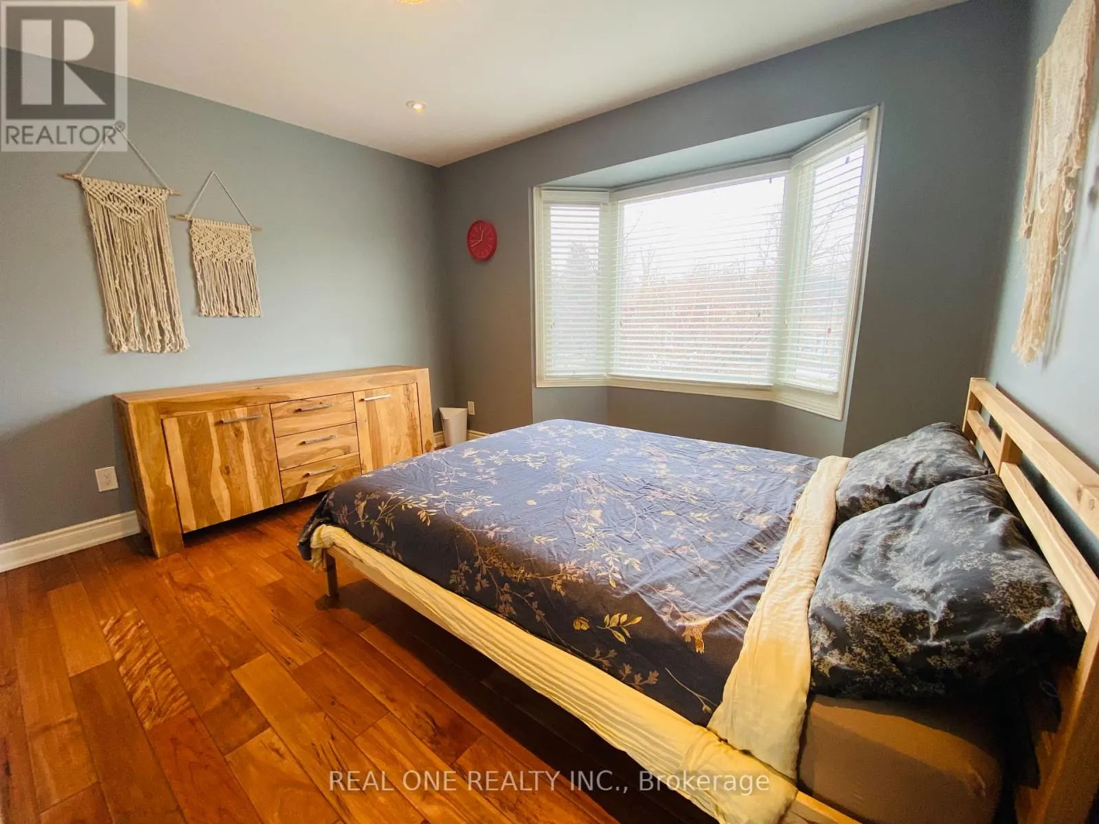 244 ROMAIN CRESCENT