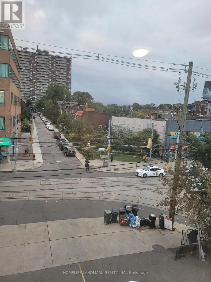 2 - 20 RONCESVALLES AVENUE
