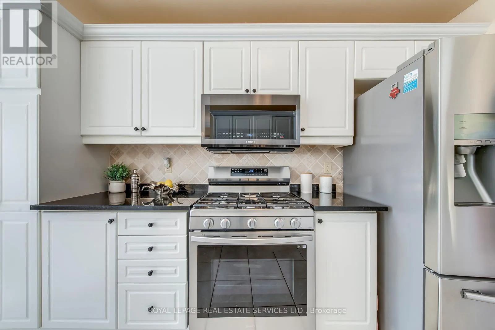 3662 JORIE CRESCENT
