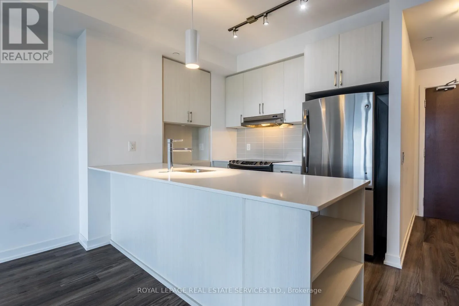1507 - 2560 EGLINTON AVENUE W