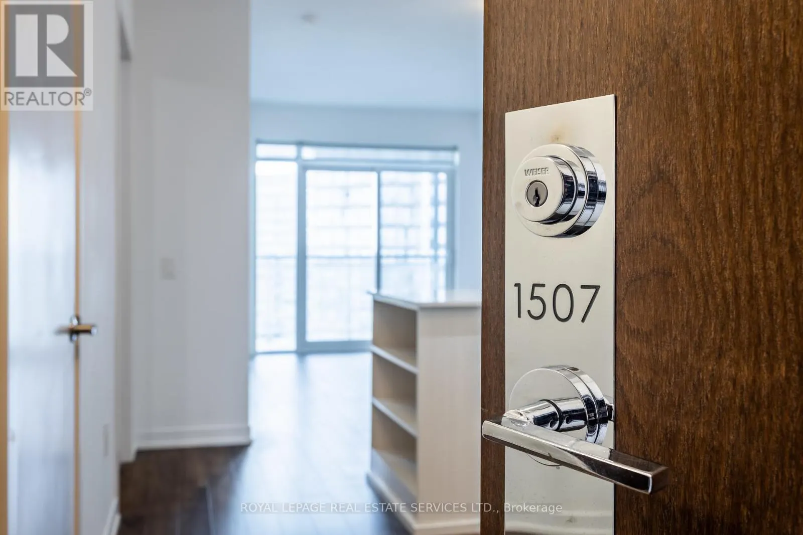 1507 - 2560 EGLINTON AVENUE W