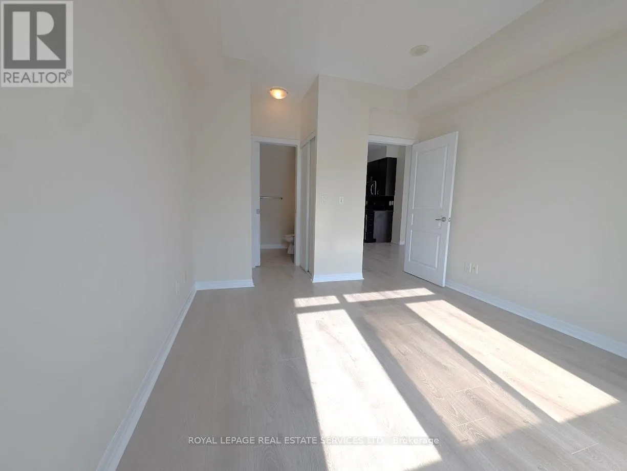 1008 - 225 WEBB DRIVE