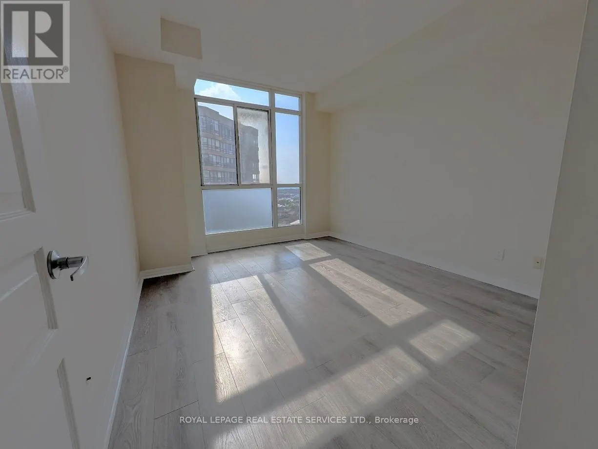 1008 - 225 WEBB DRIVE