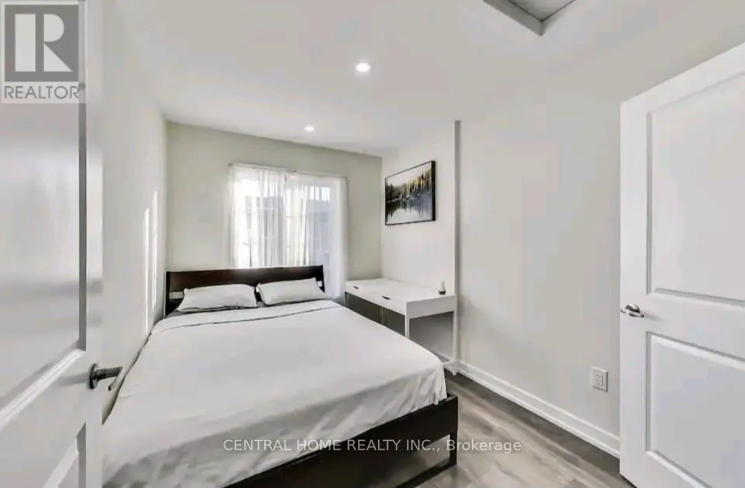 241 - 2355 SHEPPARD AVENUE W