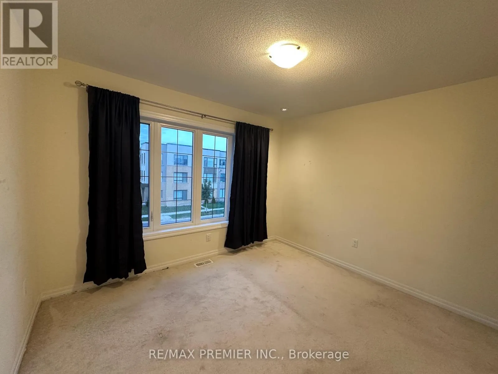 3156 ERNEST APPLEBE BOULEVARD