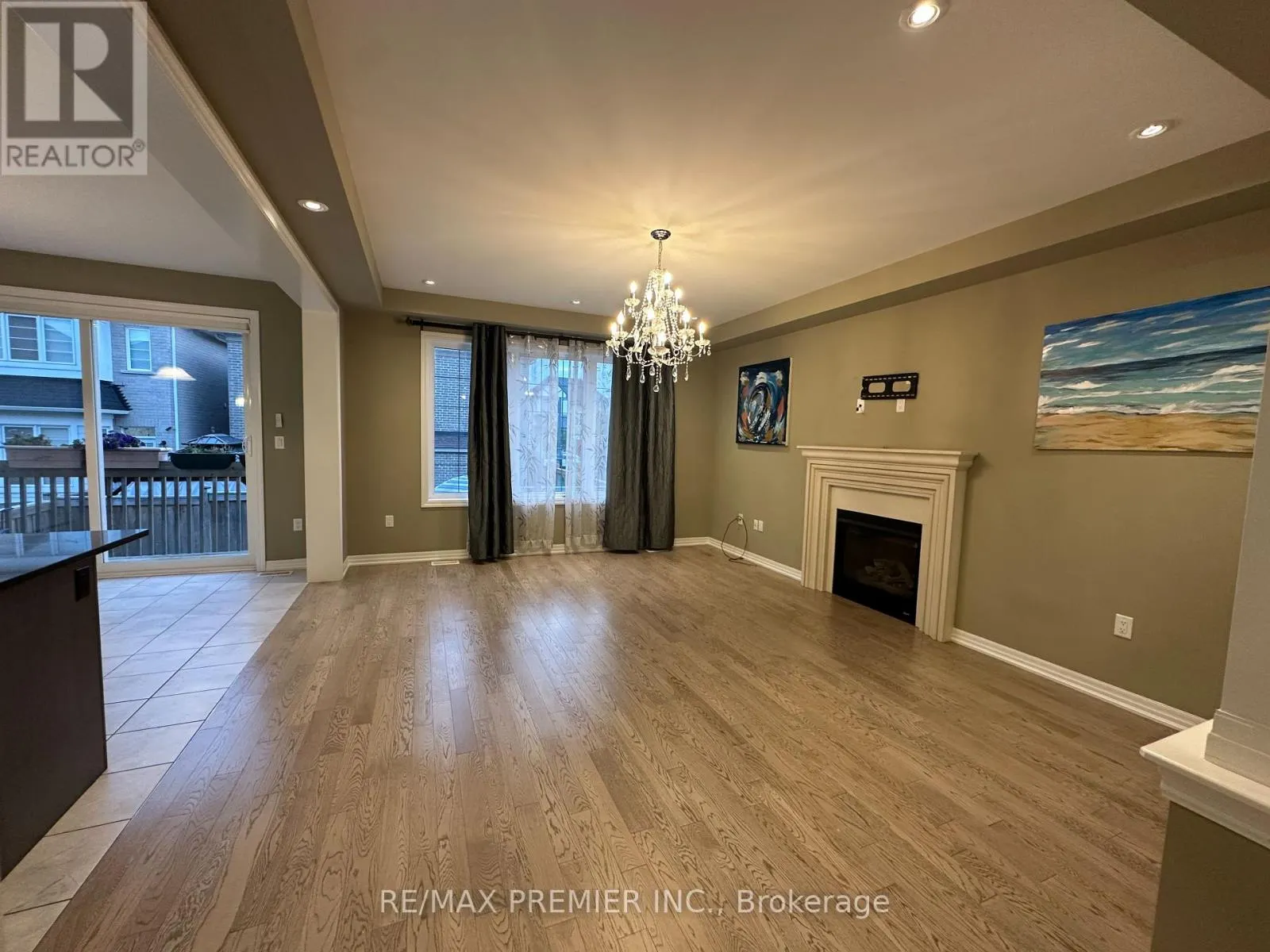 3156 ERNEST APPLEBE BOULEVARD