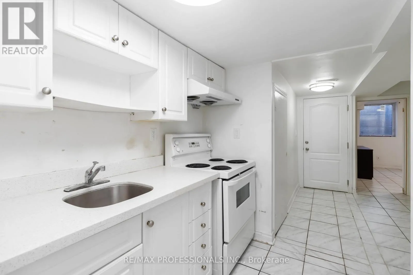 BSMNT - 3073 IRESON COURT