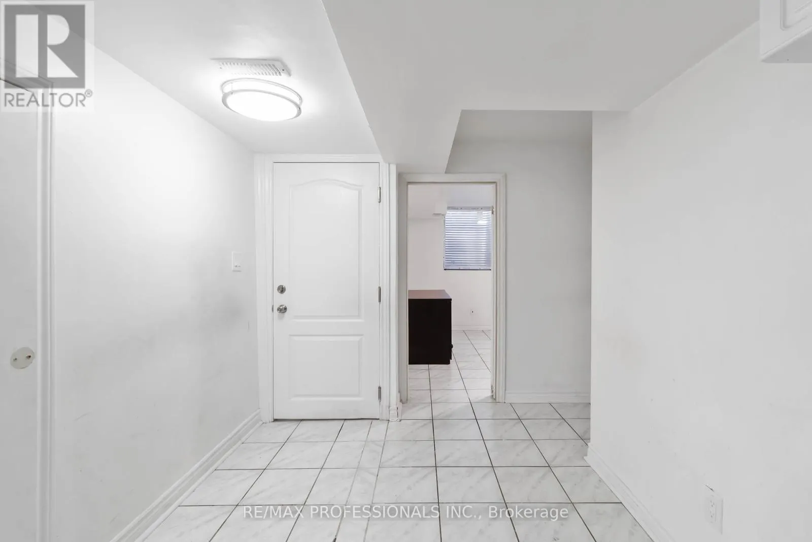 BSMNT - 3073 IRESON COURT