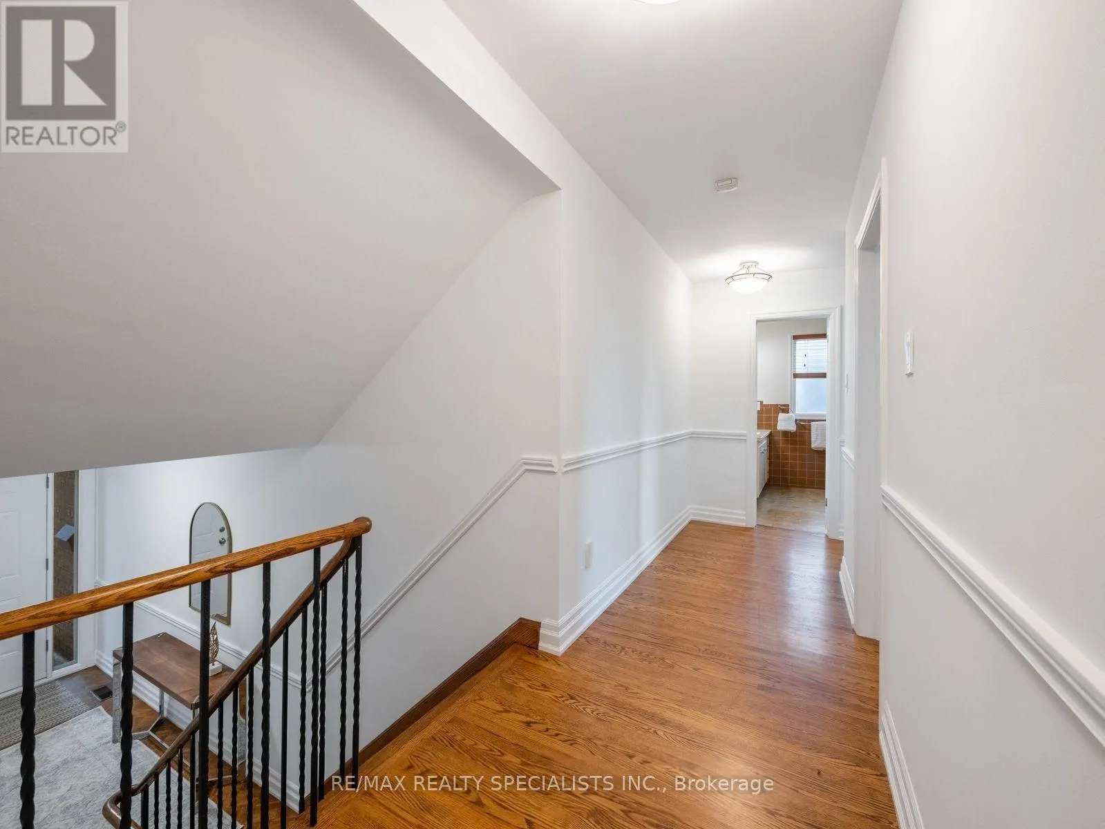 761 DUCHESS DRIVE