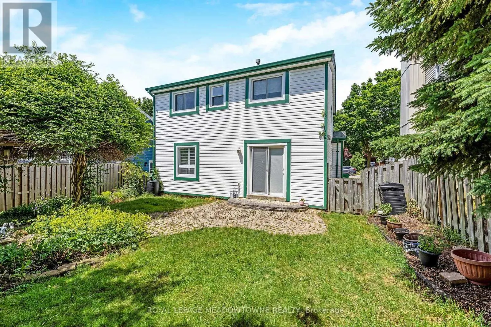 13 BLUERIDGE SQUARE
