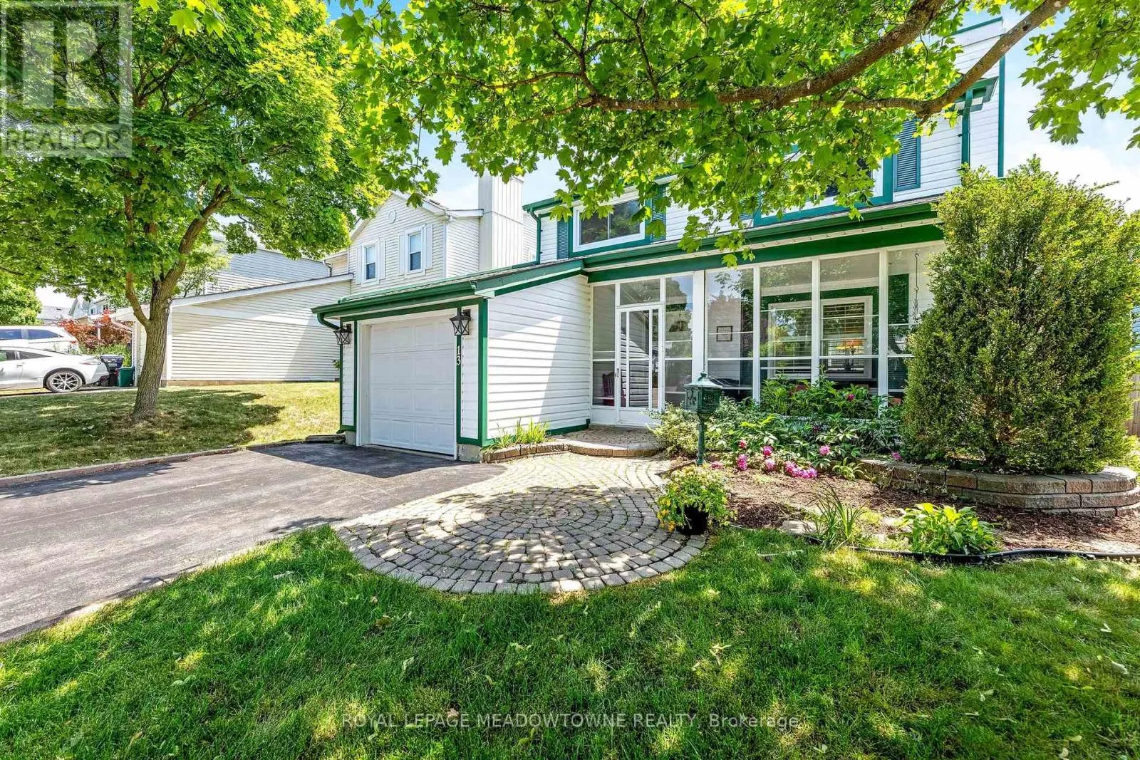 13 BLUERIDGE SQUARE