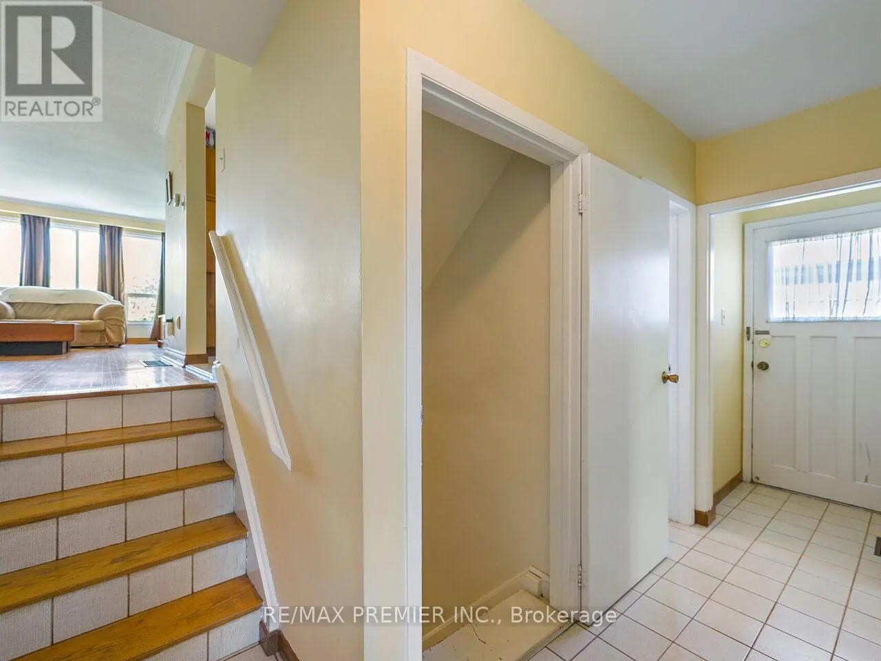 55 PLUNKETT ROAD