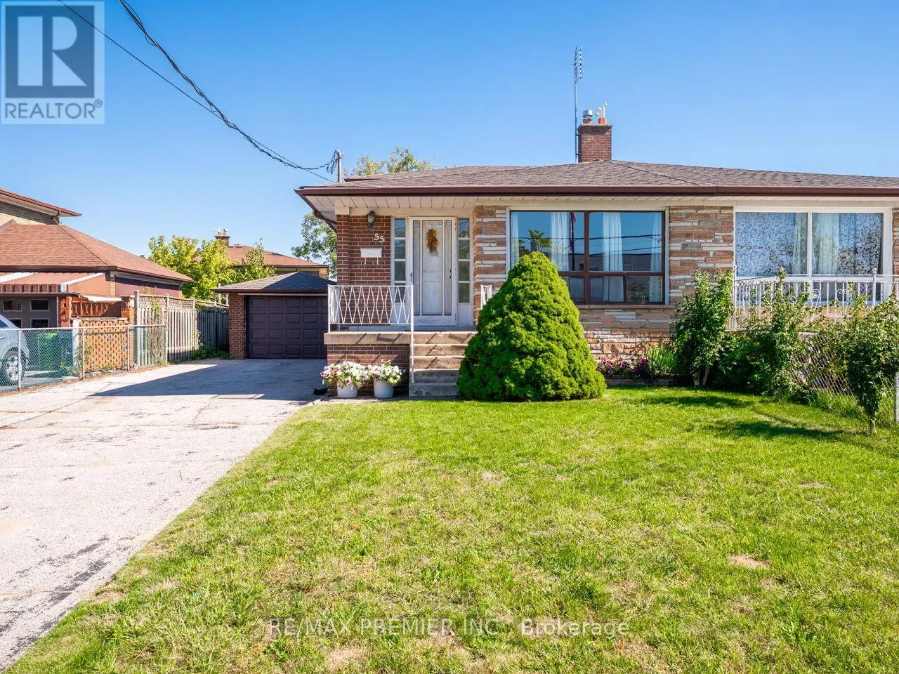 55 PLUNKETT ROAD