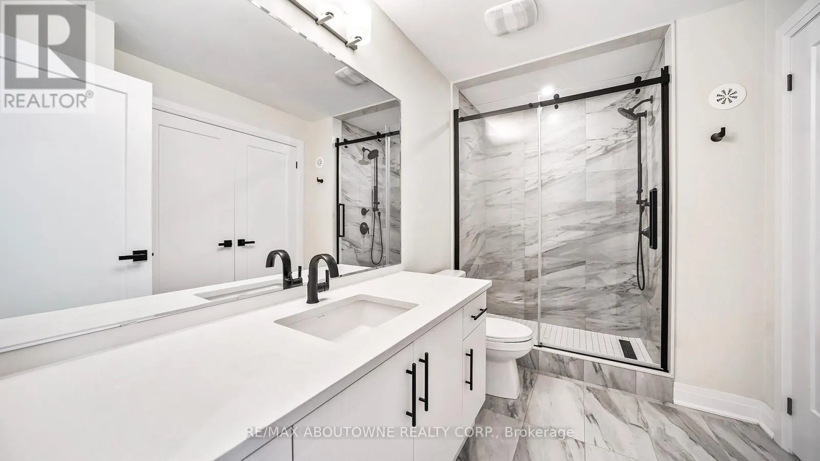 102 SETTLERS ROAD E