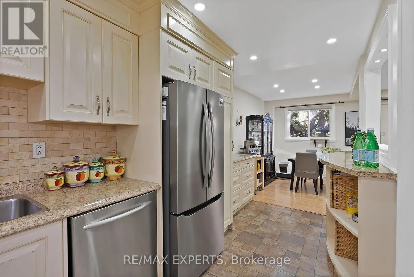 56 SAN MARINO WAY