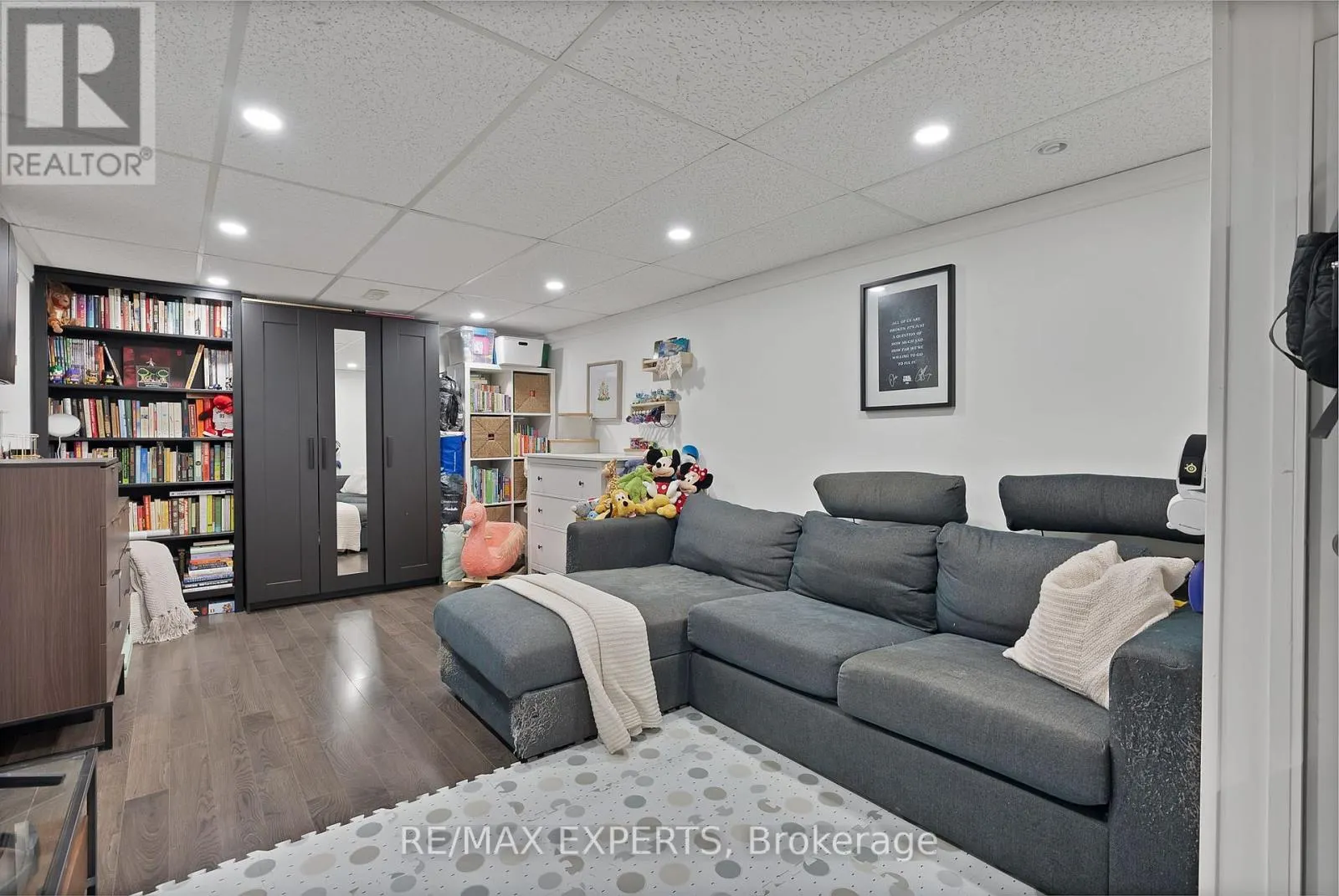 56 SAN MARINO WAY