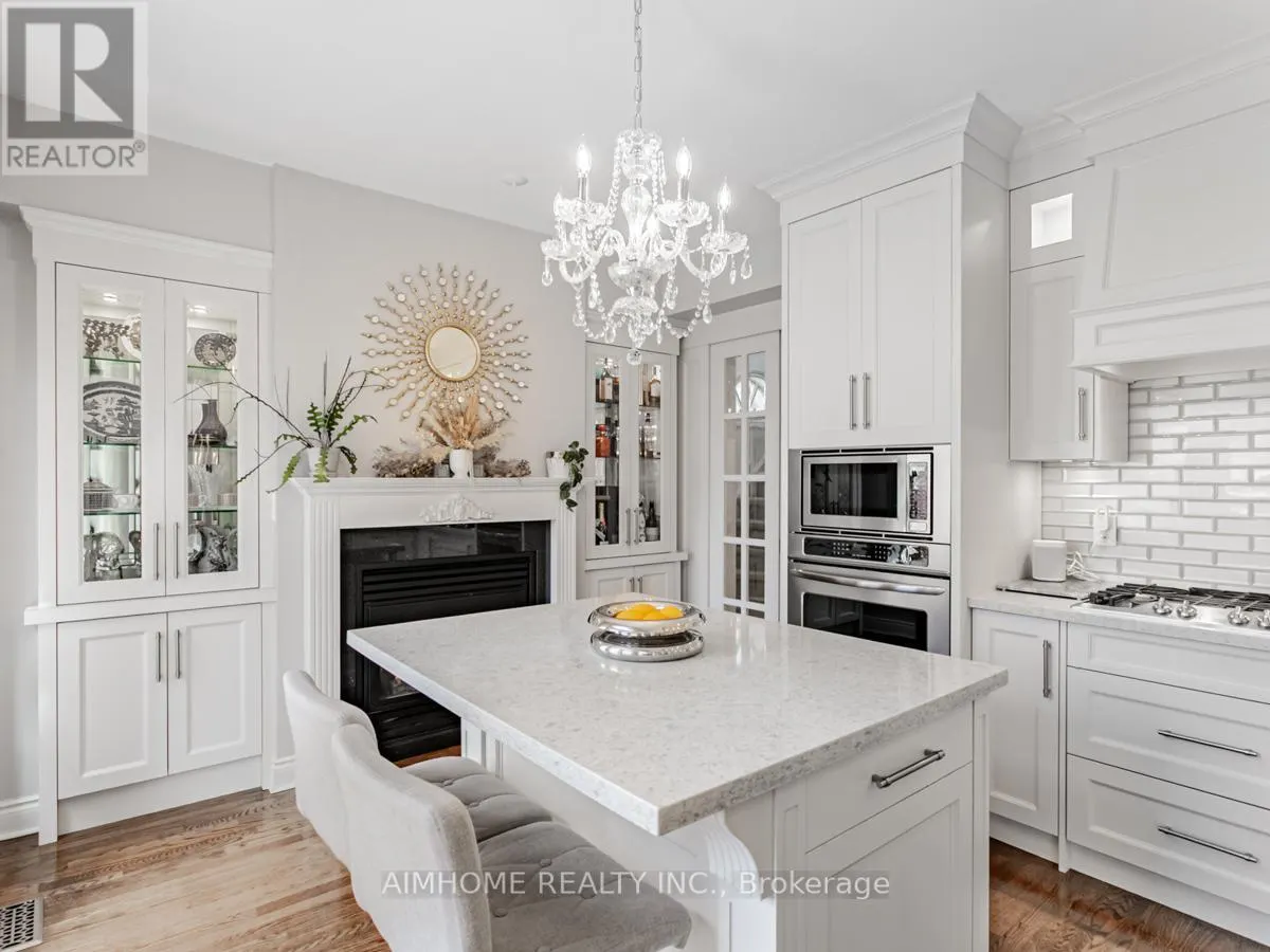 2 BROWNSTONE LANE