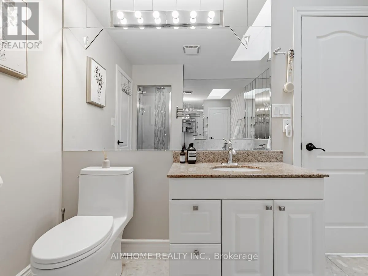 2 BROWNSTONE LANE