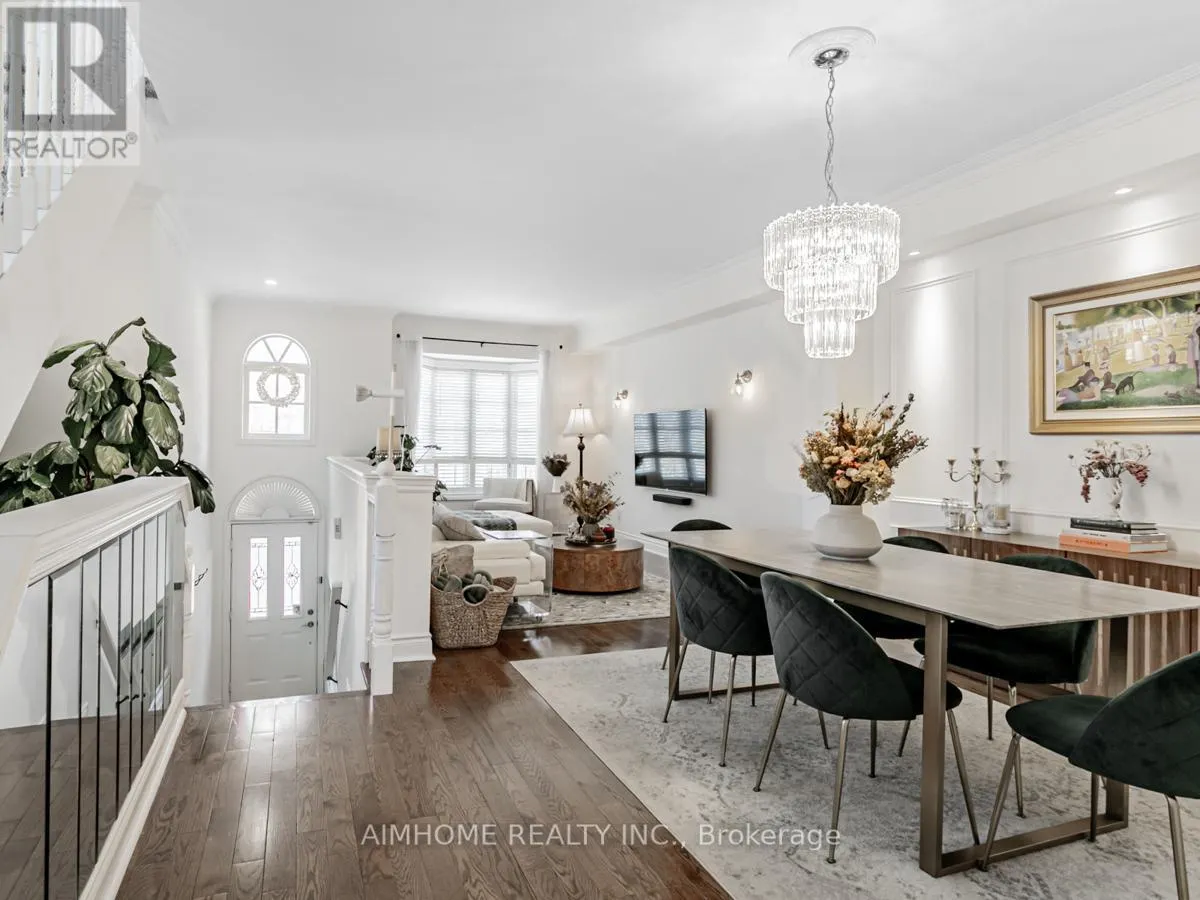 2 BROWNSTONE LANE