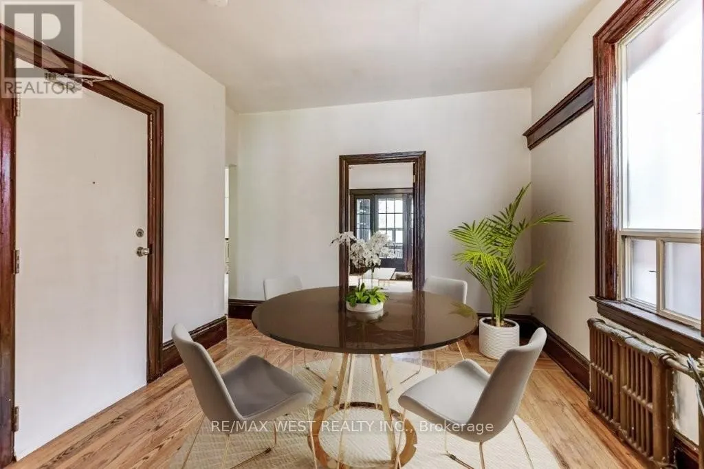 413 PARKSIDE DRIVE