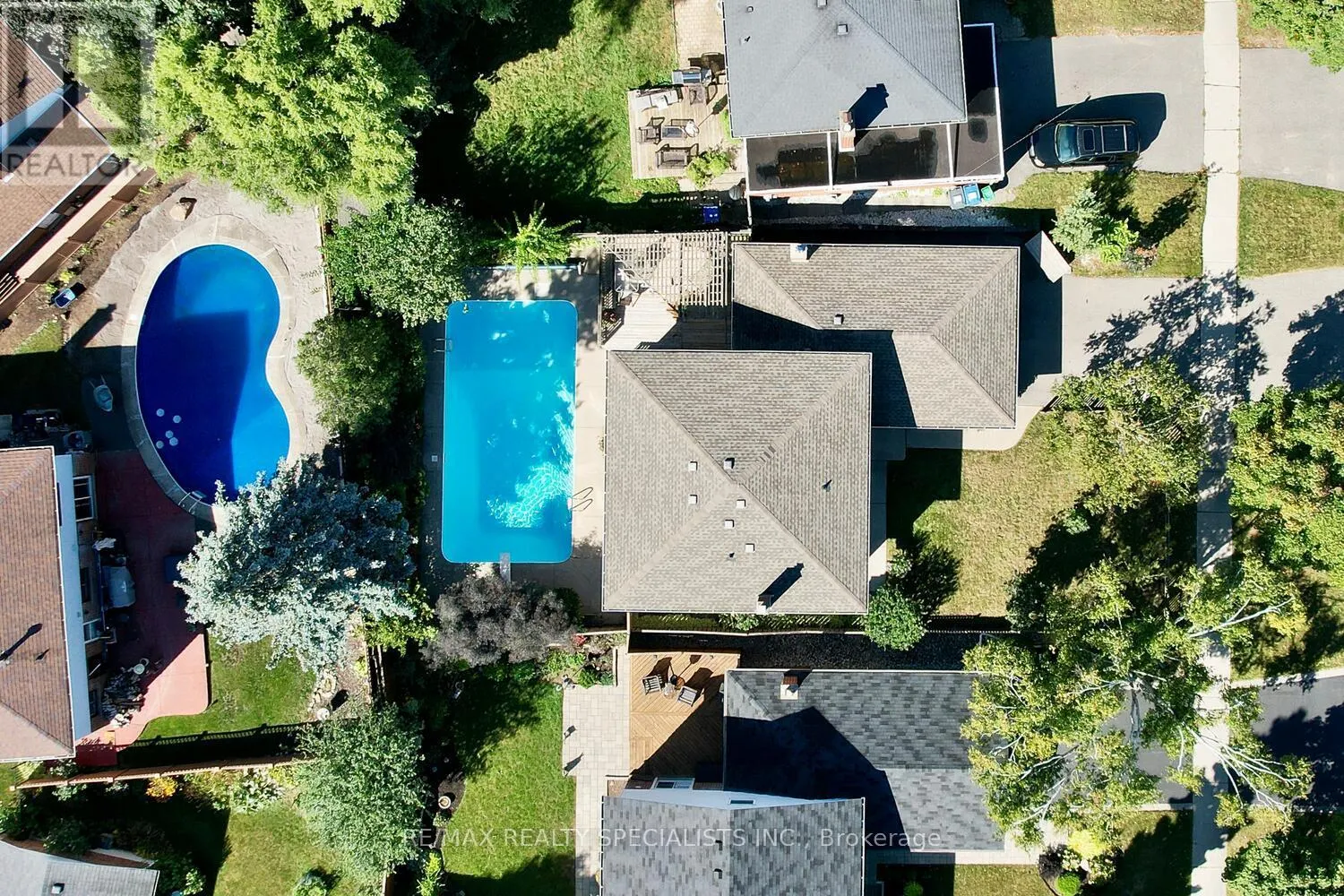 2312 HOMELANDS DRIVE