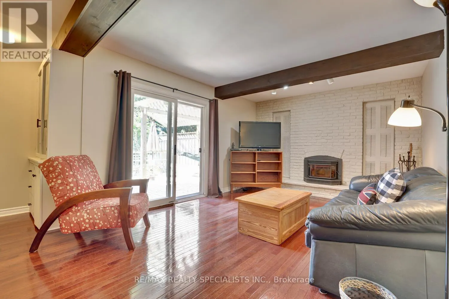 2312 HOMELANDS DRIVE