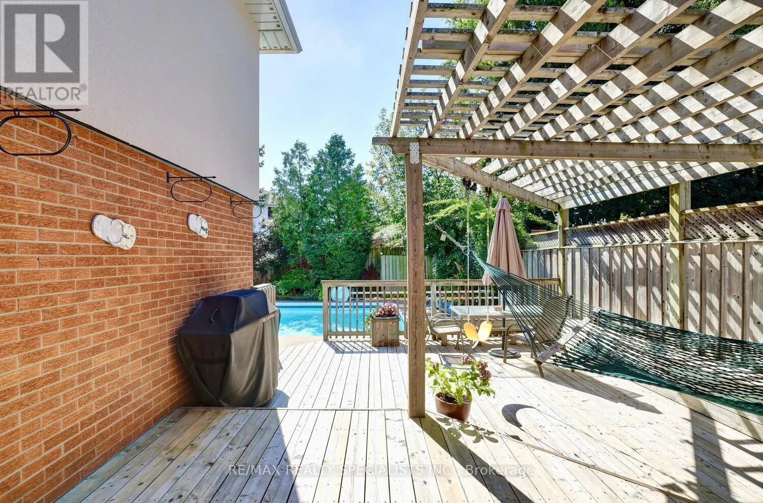 2312 HOMELANDS DRIVE