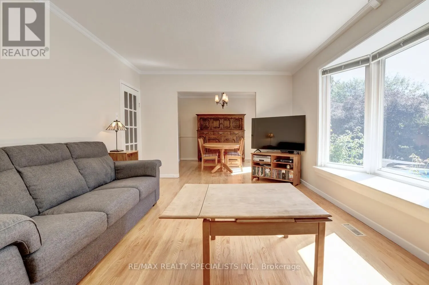 2312 HOMELANDS DRIVE