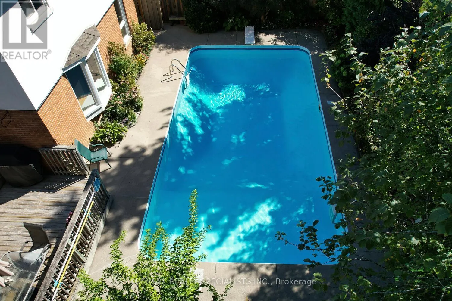 2312 HOMELANDS DRIVE