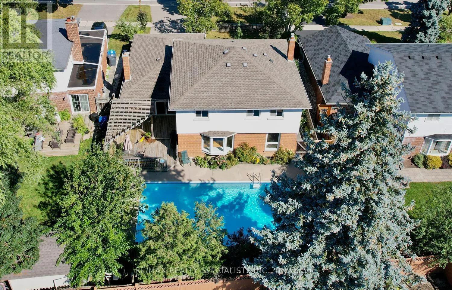 2312 HOMELANDS DRIVE