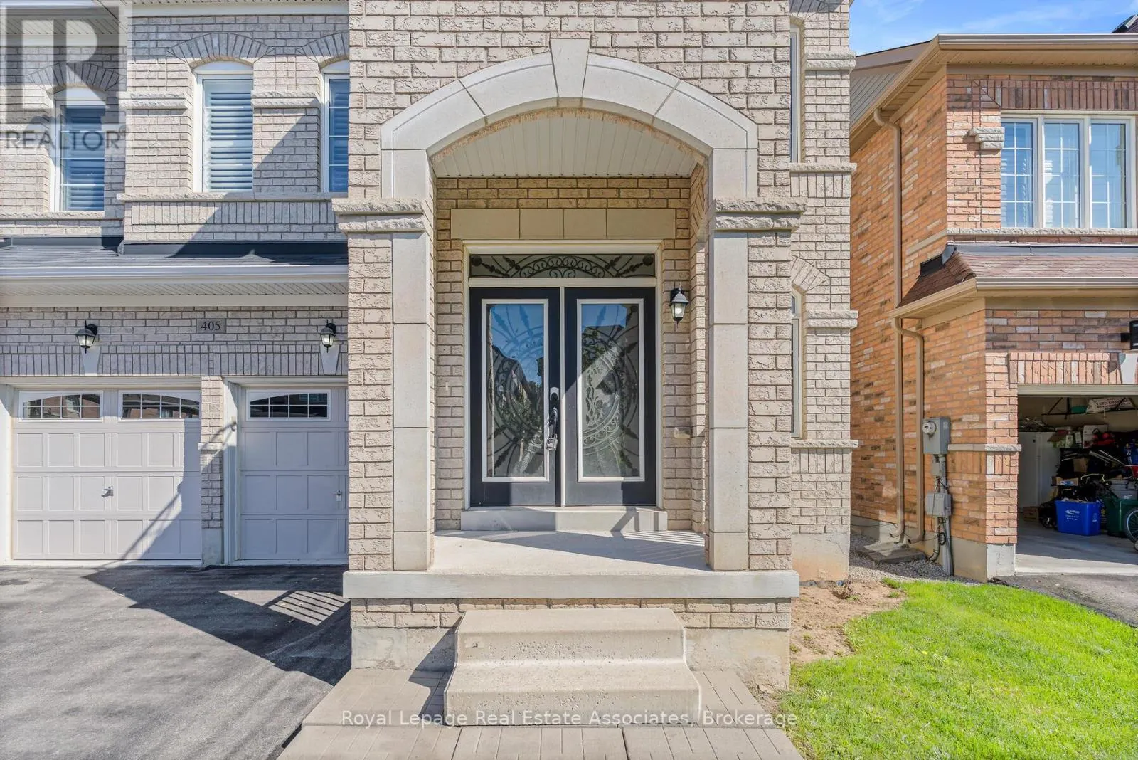 405 HINCKS DRIVE