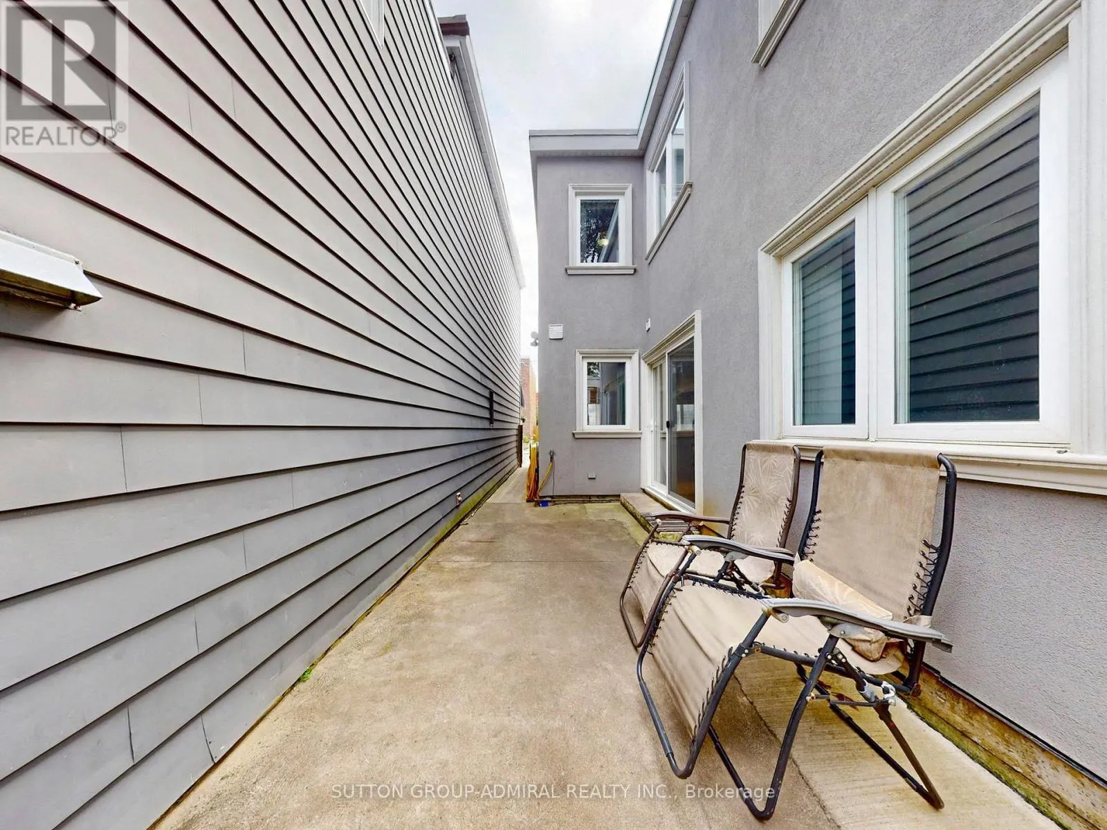 12 ABBS STREET