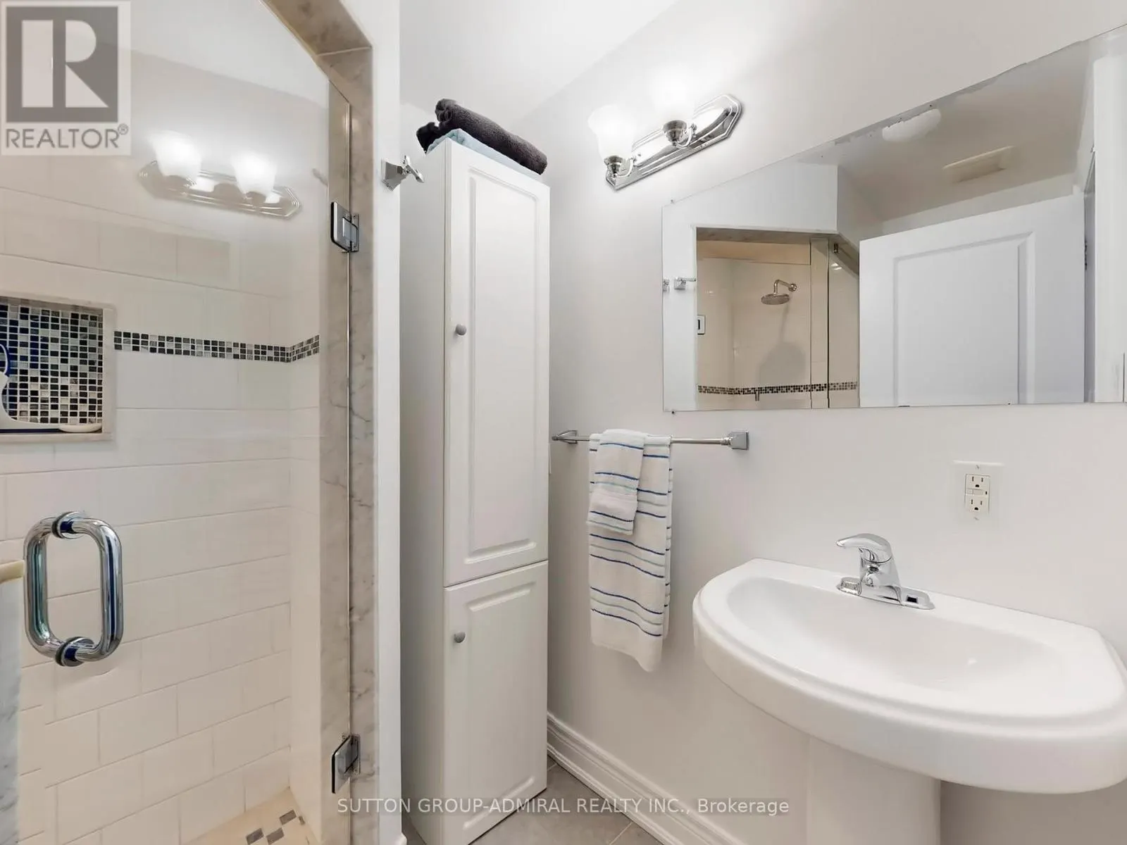 12 ABBS STREET