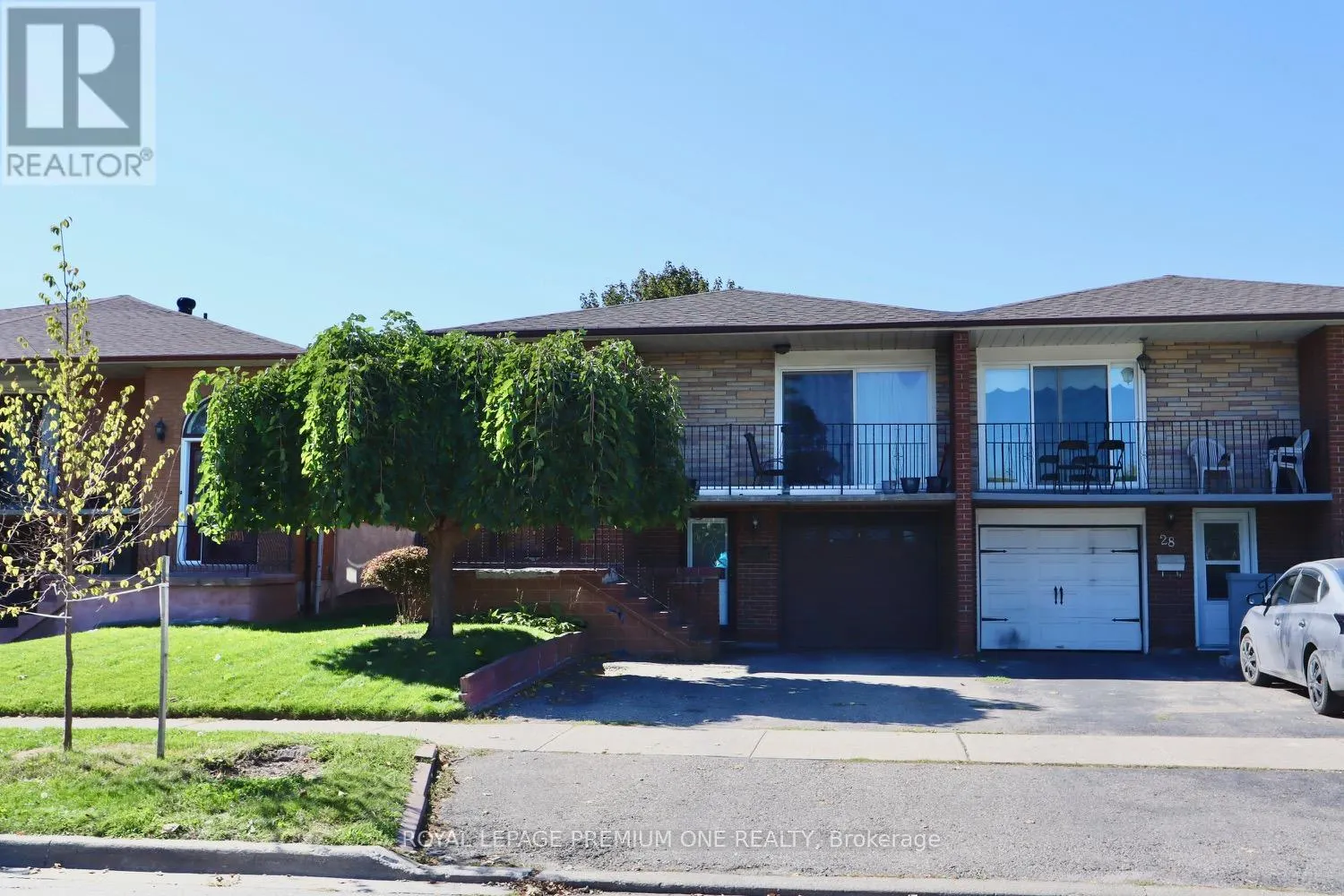26 ROYAL SALISBURY WAY