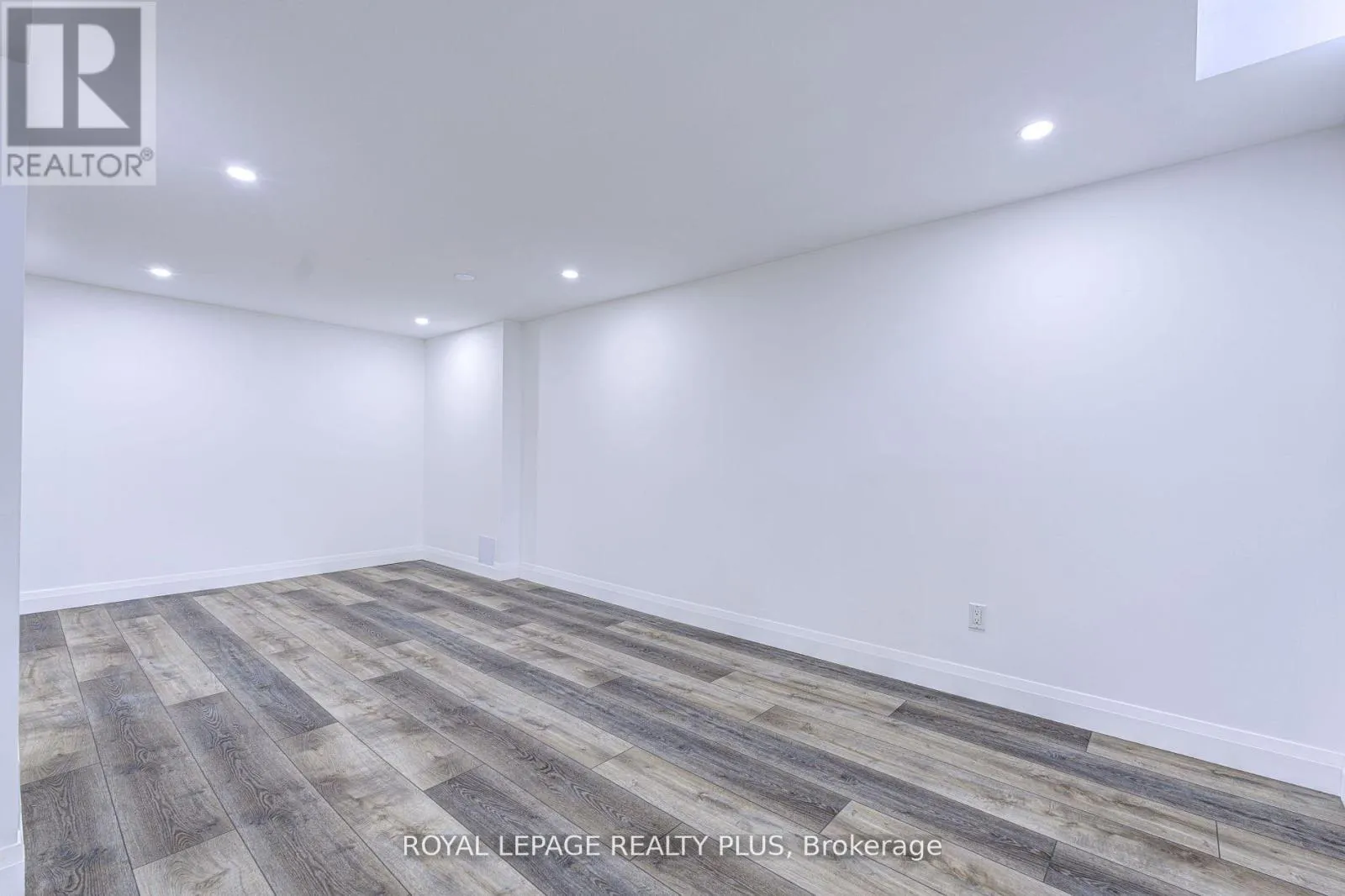 1231 SABLE DRIVE
