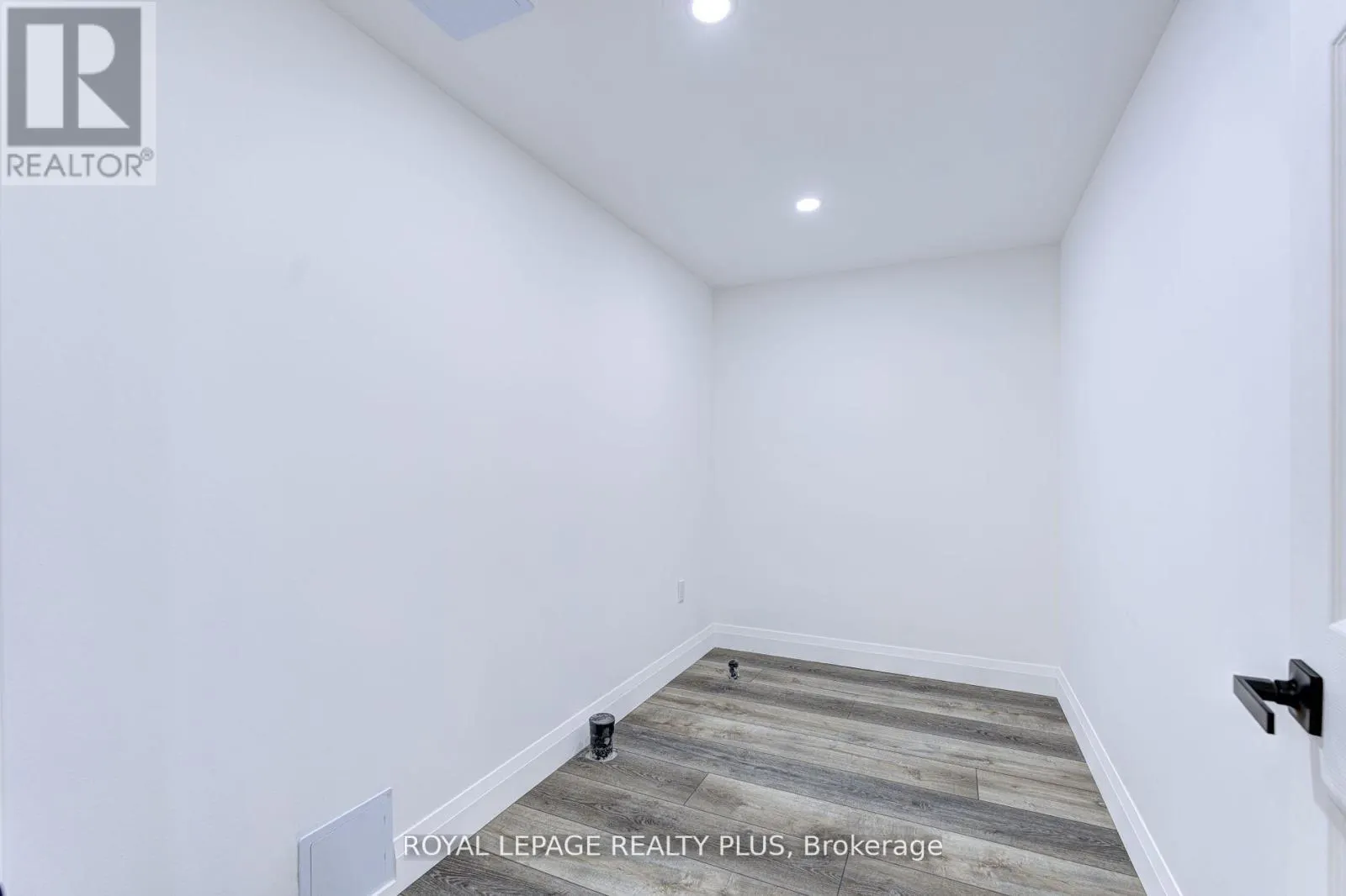 1231 SABLE DRIVE