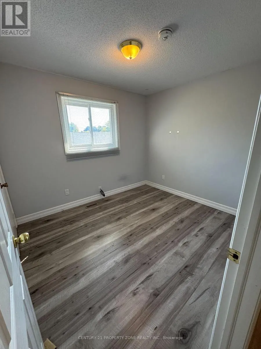 78 MARCHBANK CRESCENT