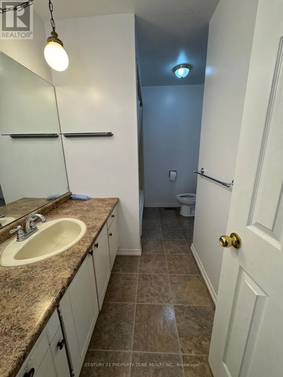 78 MARCHBANK CRESCENT