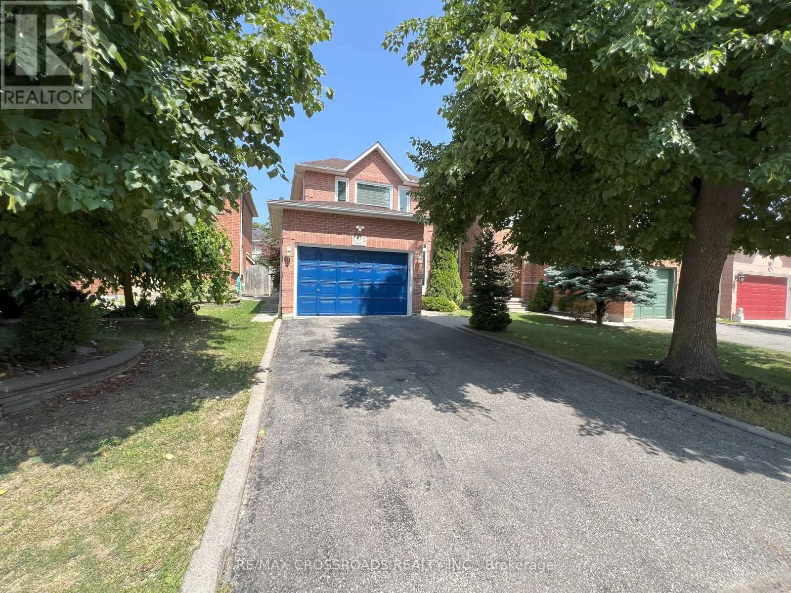 51 HOOD CRESCENT