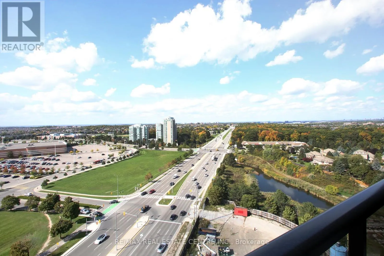 1506 - 2495 EGLINTON AVENUE W