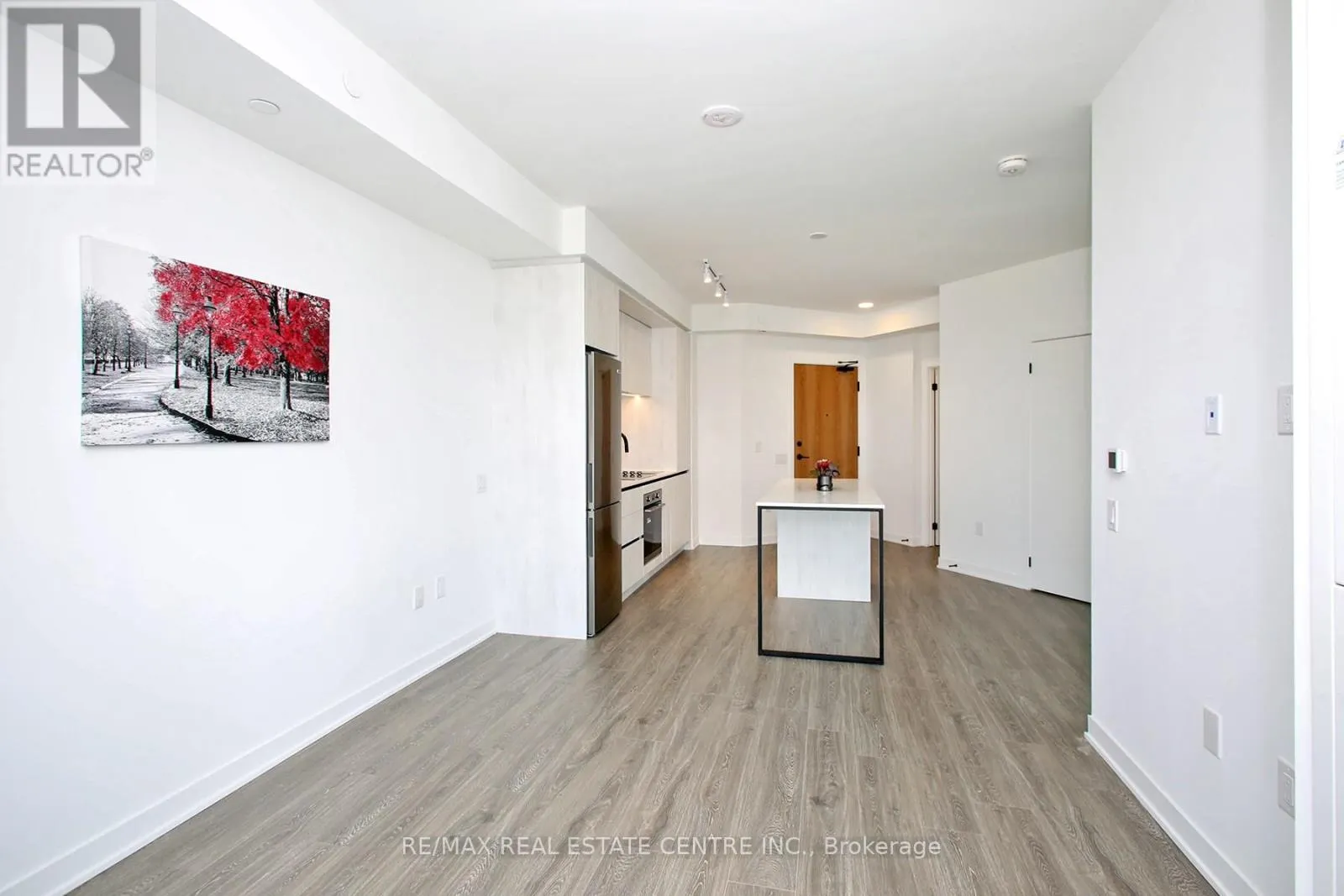 1506 - 2495 EGLINTON AVENUE W