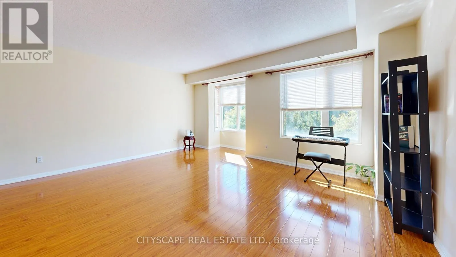 50 - 3061 FINCH AVENUE W