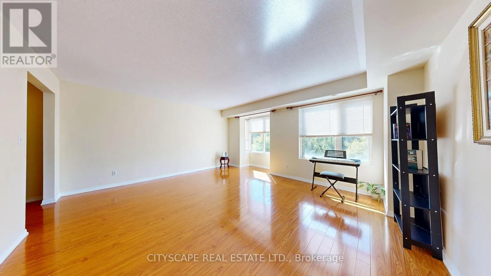 50 - 3061 FINCH AVENUE W