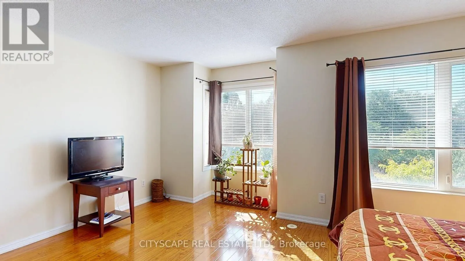 50 - 3061 FINCH AVENUE W
