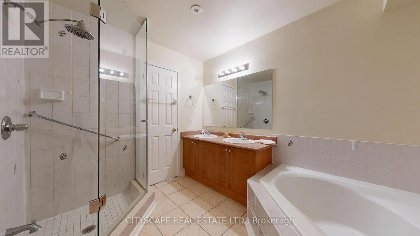 50 - 3061 FINCH AVENUE W