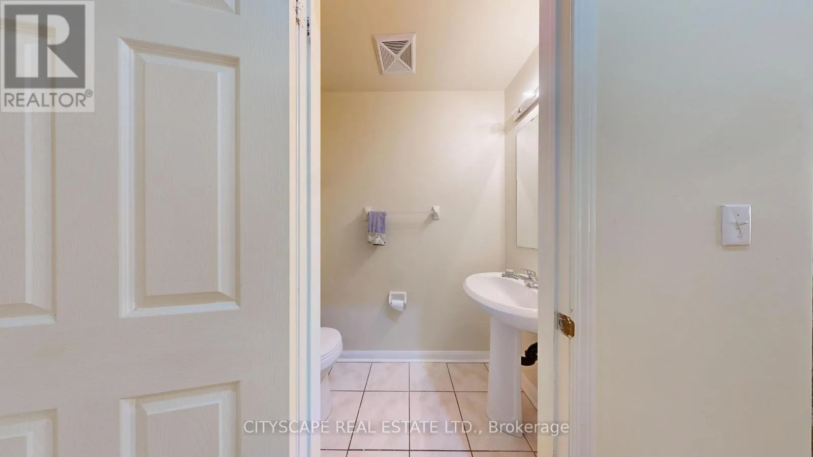 50 - 3061 FINCH AVENUE W