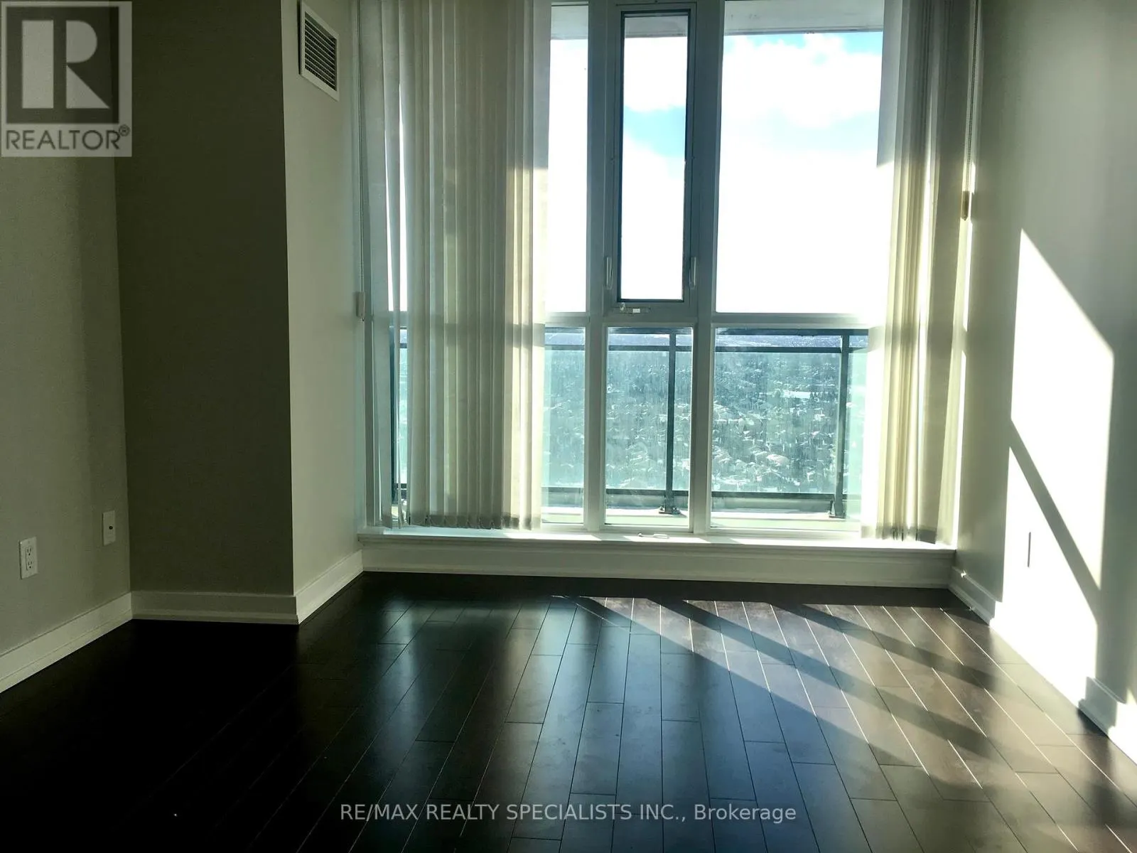 2805 - 4065 BRICKSTONE MEWS